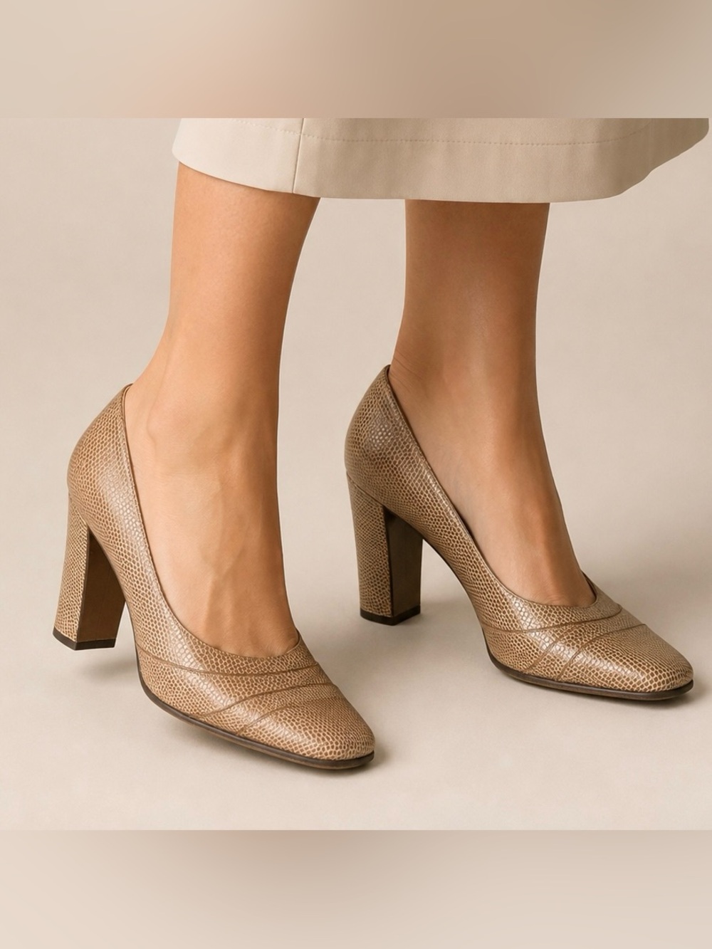 Vintage Hermès Paris Lizard Leather Block Heel Pumps 38 Italy